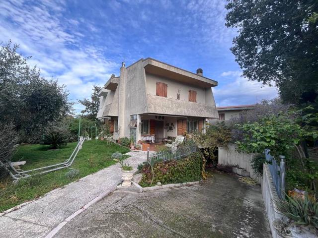Villa in vendita a Termoli CB