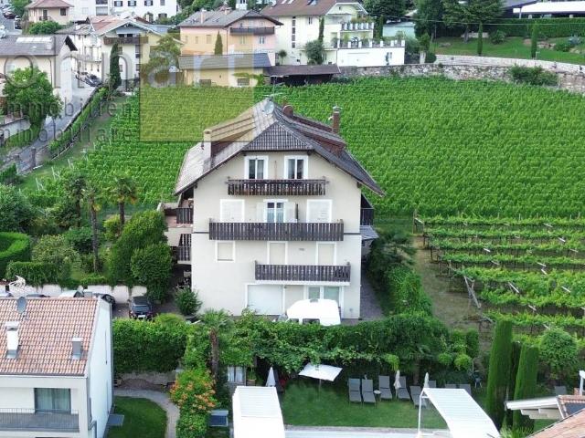 Villa in vendita a Termeno sulla Strada del Vino BZ