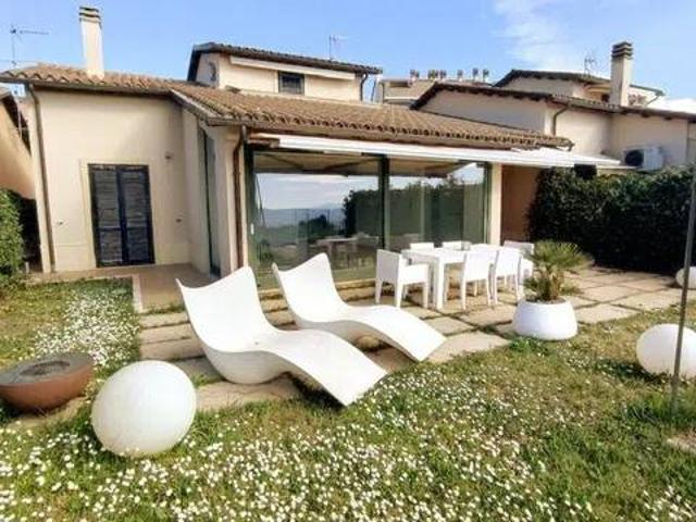 Villa in vendita a Terni TR