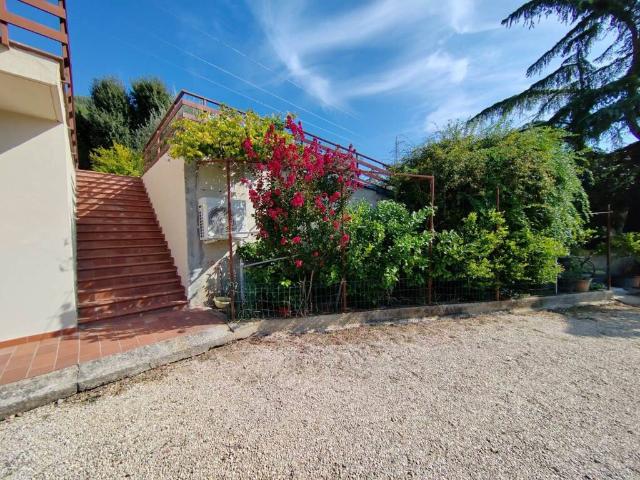 Villa in vendita a Terni TR