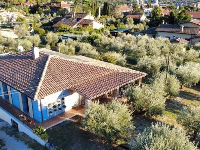 Villa in vendita a Terni TR