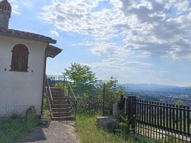 Villa in vendita a Terni TR
