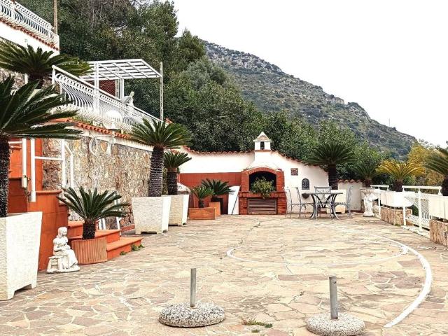 Villa in vendita a Terracina LT