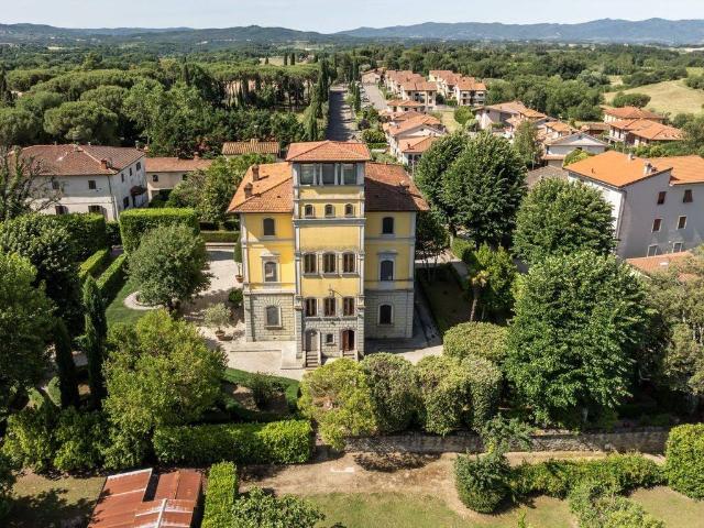 Villa in vendita a Terranuova Bracciolini AR