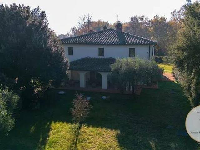 Villa in vendita a Terranuova Bracciolini AR