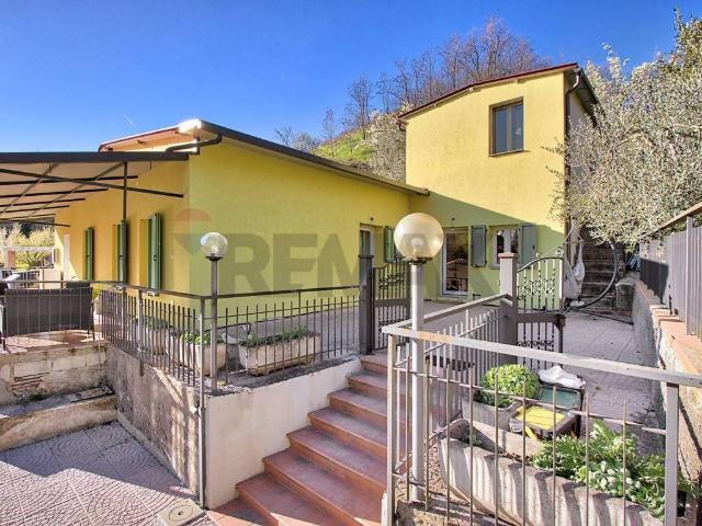 Villa in vendita a Terranuova Bracciolini AR