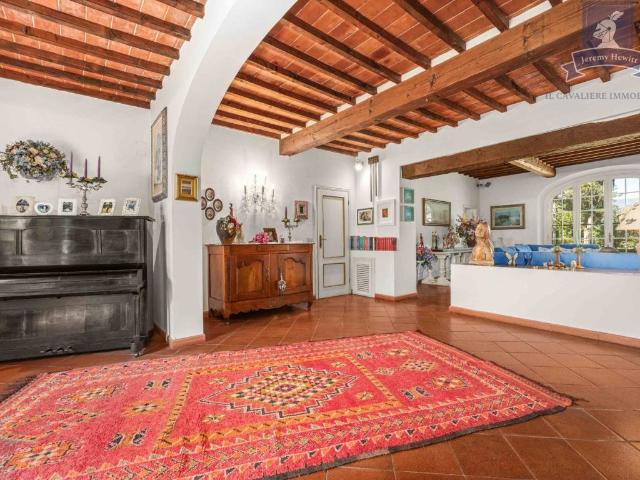 Villa in vendita a Terranuova Bracciolini AR