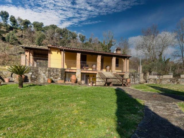Villa in vendita a Terranuova Bracciolini AR
