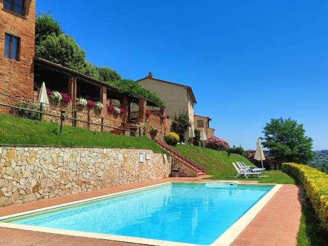 Villa in vendita a Terricciola