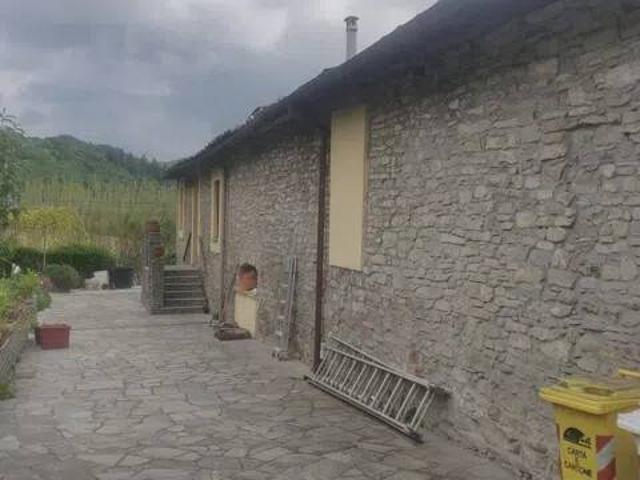Villa in vendita a Terzo AL