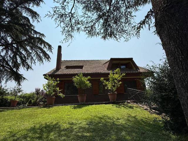 Villa in vendita a Tivoli RM