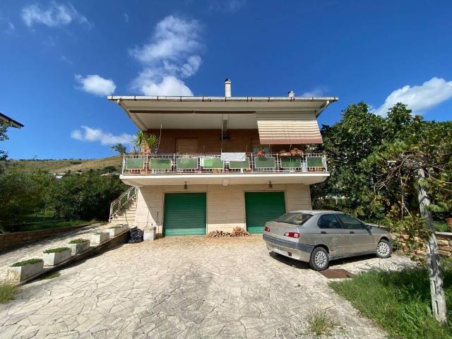Villa in vendita a Tivoli RM