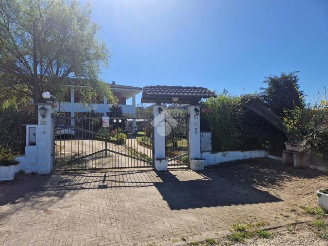 Villa in vendita a Tigliole AT