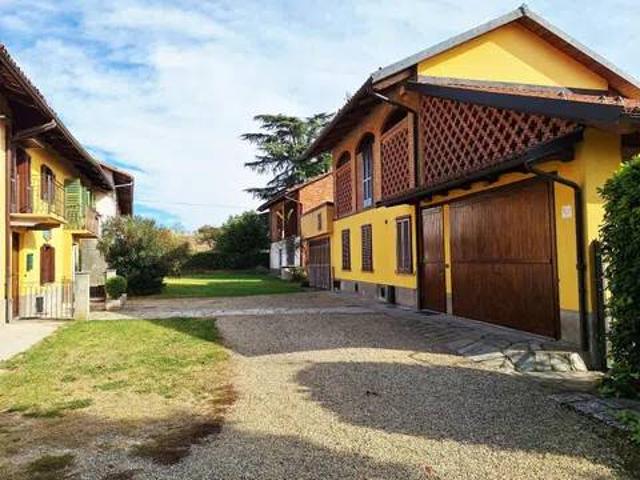 Villa in vendita a Tigliole AT