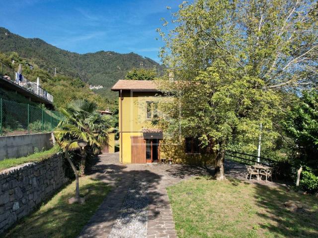 Villa in vendita a Tignale