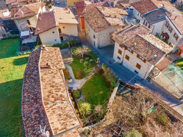 Villa in vendita a Tignale BS