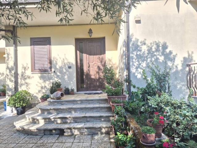Villa in vendita a Tiriolo CZ