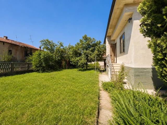 Villa in vendita a Tradate VA