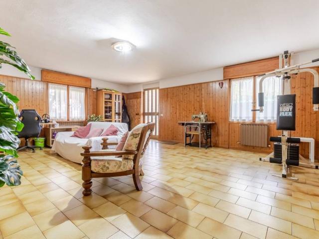 Villa in vendita a Tradate VA