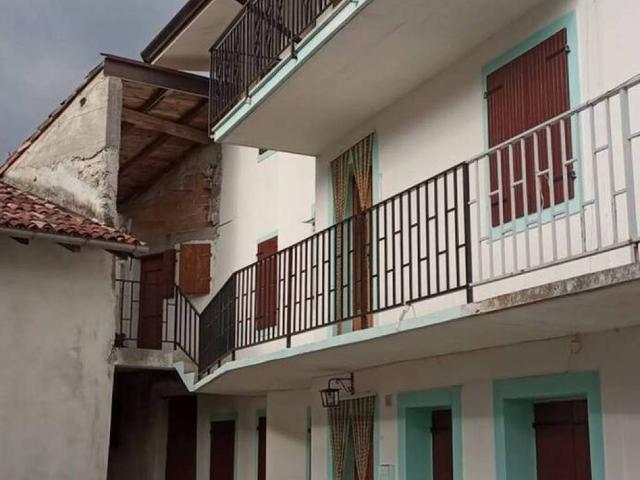 Villa in vendita a Tramonti di Sotto PN