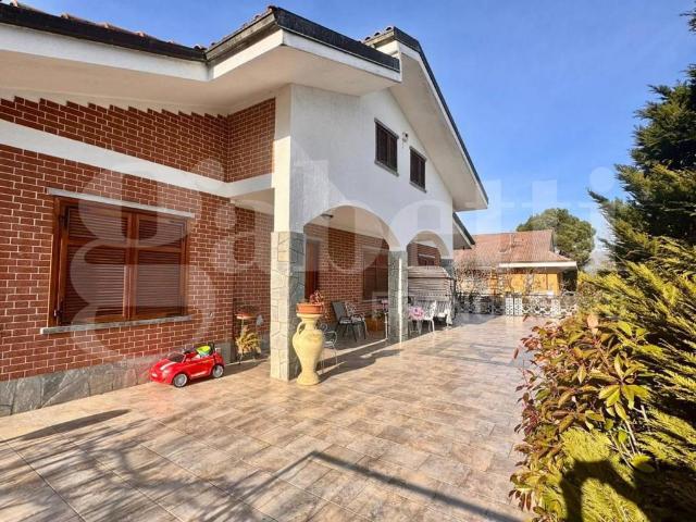Villa in vendita a Trana TO