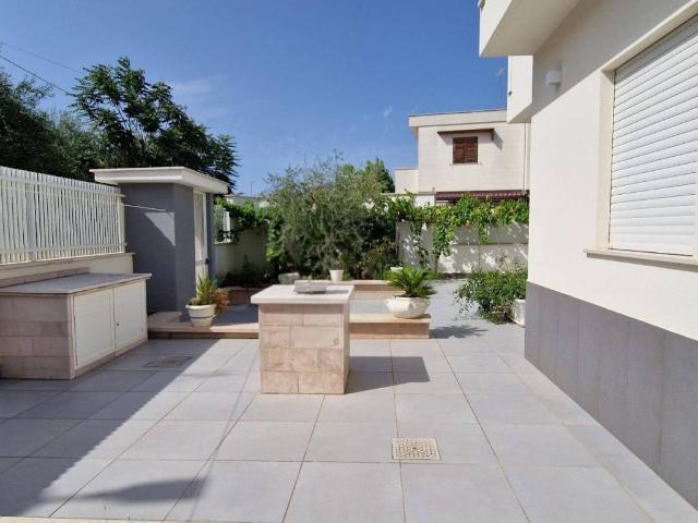 Villa in vendita a Trani BT