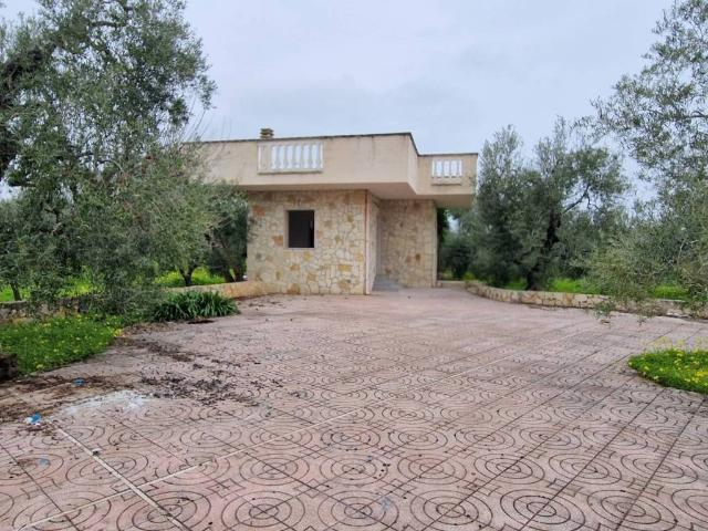 Villa in vendita a Trani BT