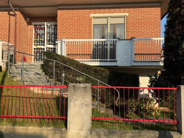 Villa in vendita a Travacò Siccomario PV