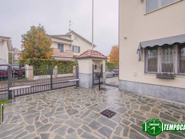 Villa in vendita a Travacò Siccomario PV