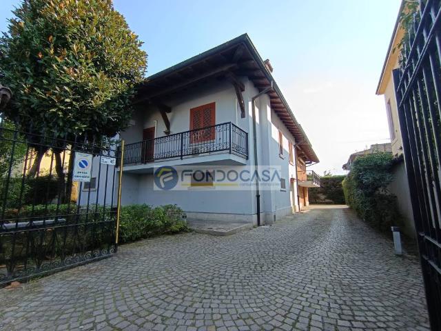 Villa in vendita a Travacò Siccomario PV