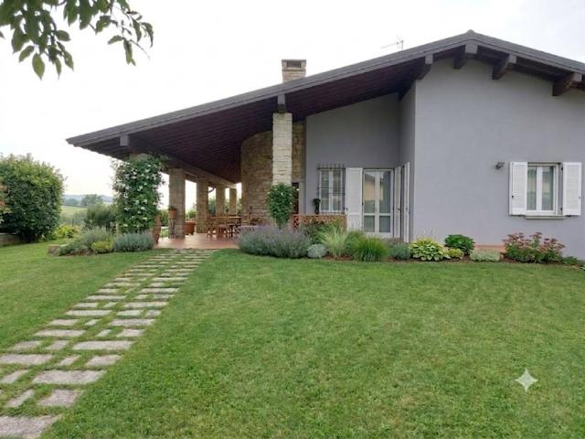 Villa in vendita a Travagliato BS