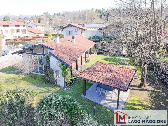 Villa in vendita a Travedona Monate VA