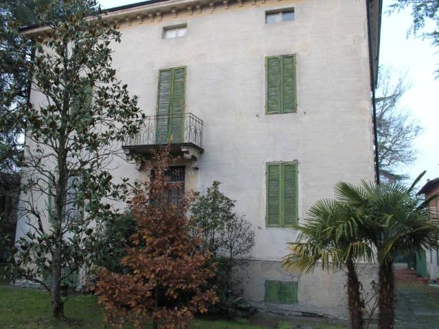 Villa in vendita a Traversetolo PR