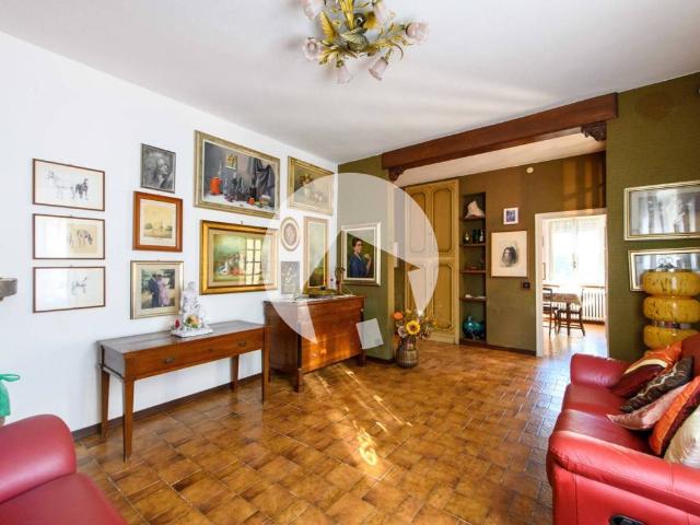 Villa in vendita a Traversetolo PR
