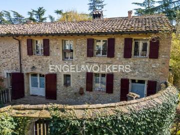 Villa in vendita a Traversetolo PR