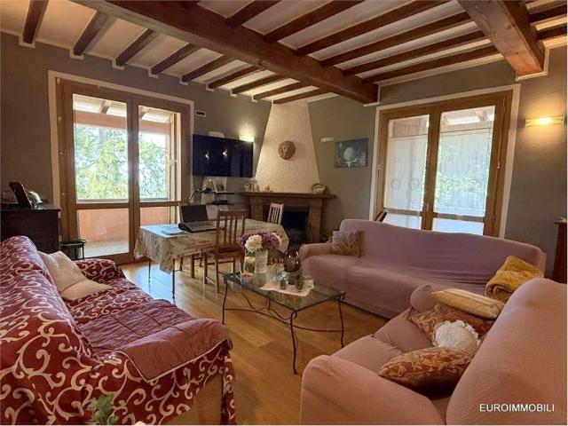 Villa in vendita a Traversetolo PR