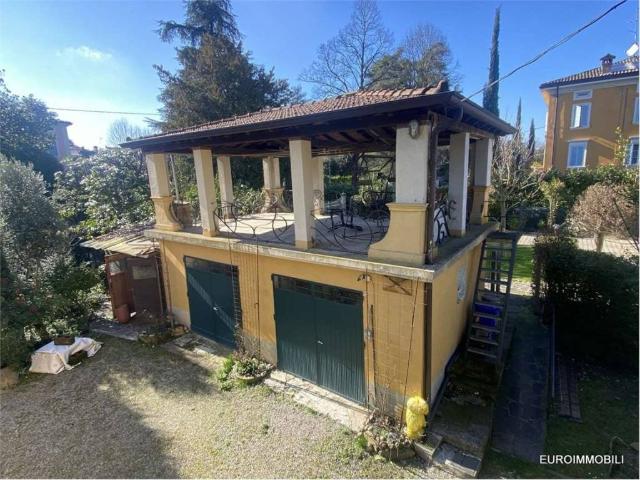 Villa in vendita a Traversetolo PR