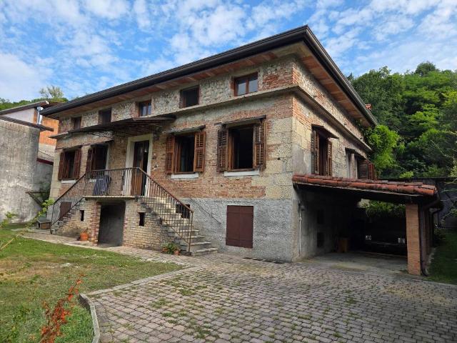 Villa in vendita a Travesio PN