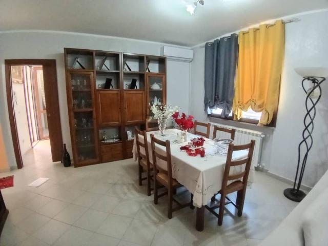Villa in vendita a Trecate NO