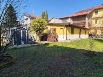 Villa in vendita a Trecate NO