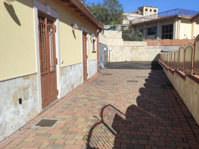 Villa in vendita a Trecastagni CT