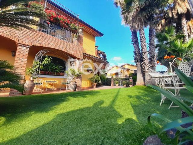 Villa in vendita a Trecastagni CT