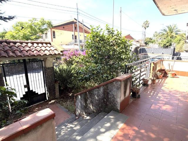 Villa in vendita a Trecastagni CT