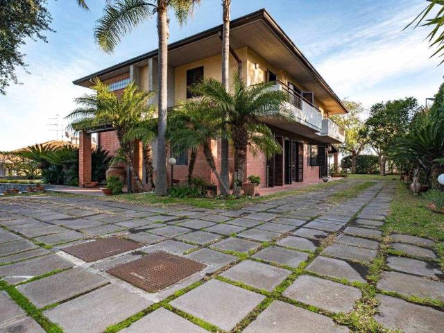 Villa in vendita a Trecastagni CT