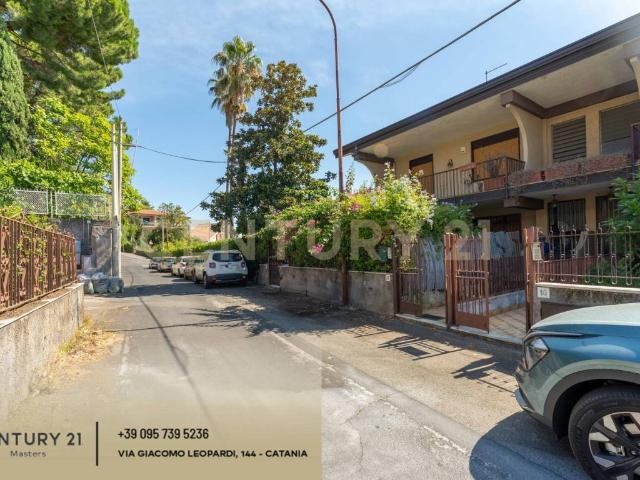 Villa in vendita a Trecastagni CT
