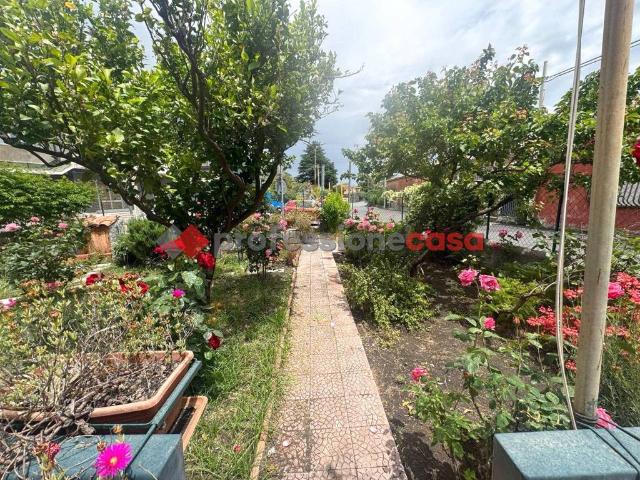 Villa in vendita a Trecastagni CT