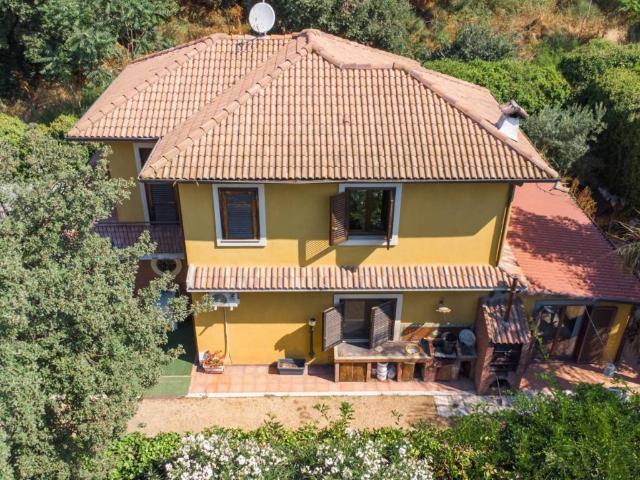 Villa in vendita a Trecastagni CT