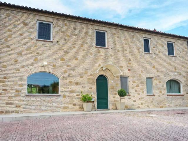 Villa in vendita a Trecastelli AN