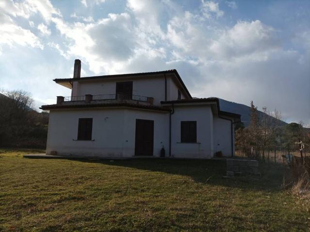 Villa in vendita a Trecchina PZ