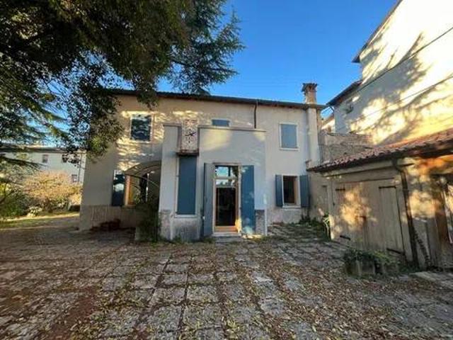 Villa in vendita a Tregnago VR